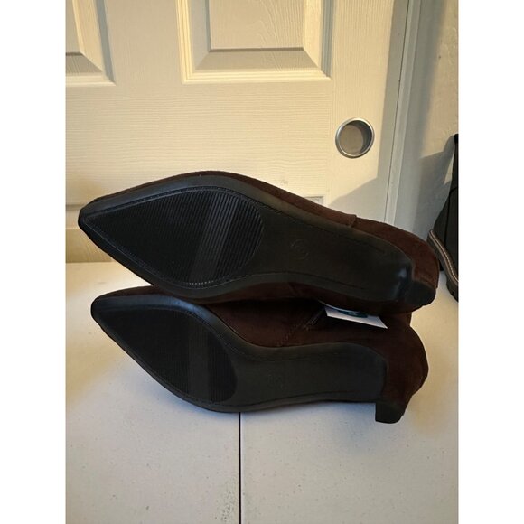 Universal Thread Women’s Taylor Kitten Heel Ankle Boots Dark Brown size 8 NWT - Picture 7 of 8